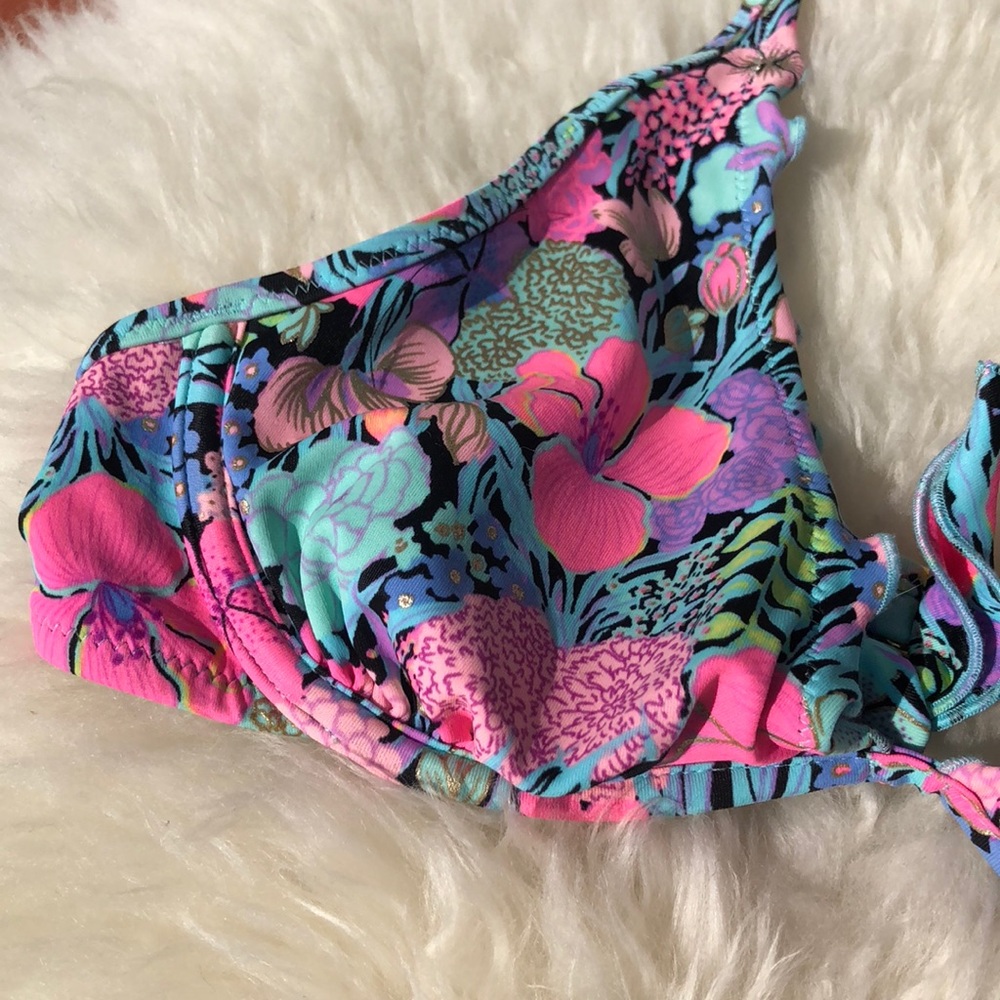 Victoria’s Secret 34B Bright Floral Print Swim top - Picture 3 of 7